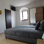 Suncokret شقة