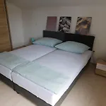 Suncokret شقة