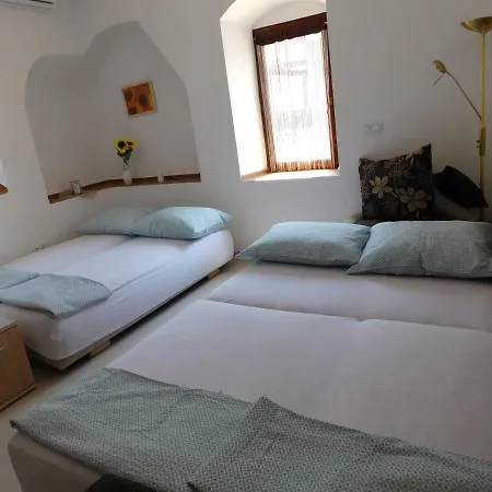 Suncokret 아파트 *